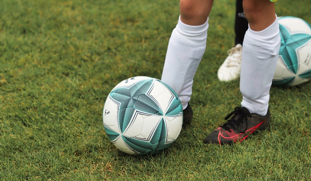 Imagine Stire Fotbalist de doar 15 ani, ucis în bătaie de rivali chiar în meciul de debut | 2review.ro