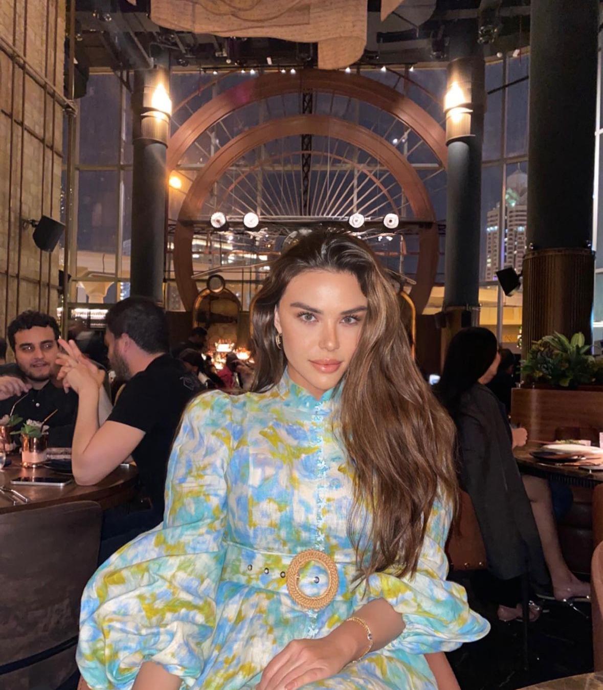 Nisa Gonullu, fiica nelegitimă a lui Victor Dombrovschi. (sursă - social media).