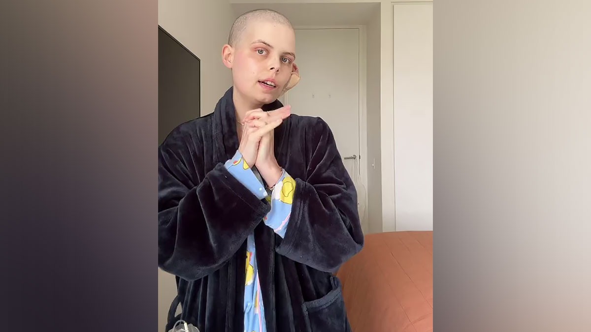 O cunoscută influenceriță și-a prevestit moartea într-un videoclip postat pe TikTok. „Trăim în fiecare zi, dar murim o singură dată” O cunoscută influenceriță și-a prevestit moartea într-un videoclip postat pe TikTok. „Trăim în fiecare zi, dar murim o singură dată”