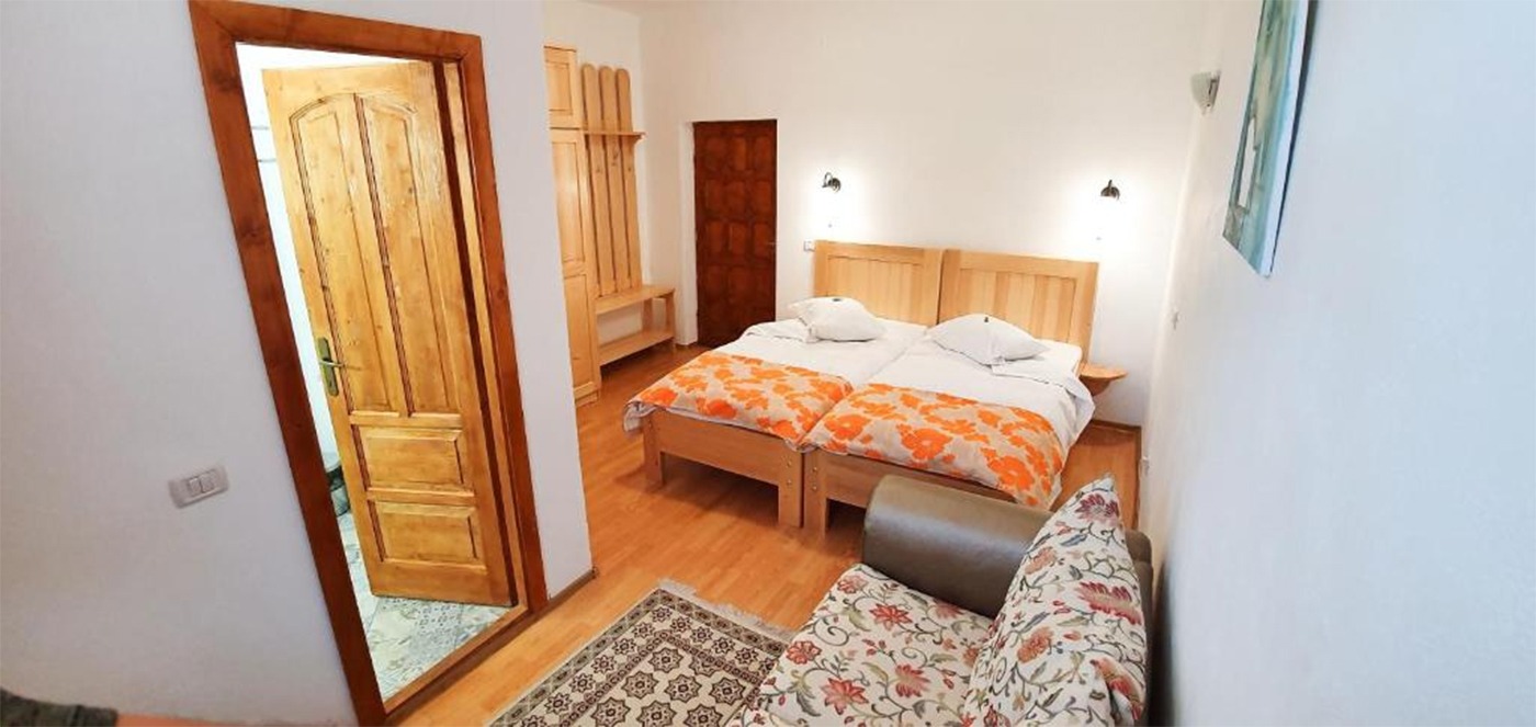 hotelul Monicăi Anghel din Berevoiești