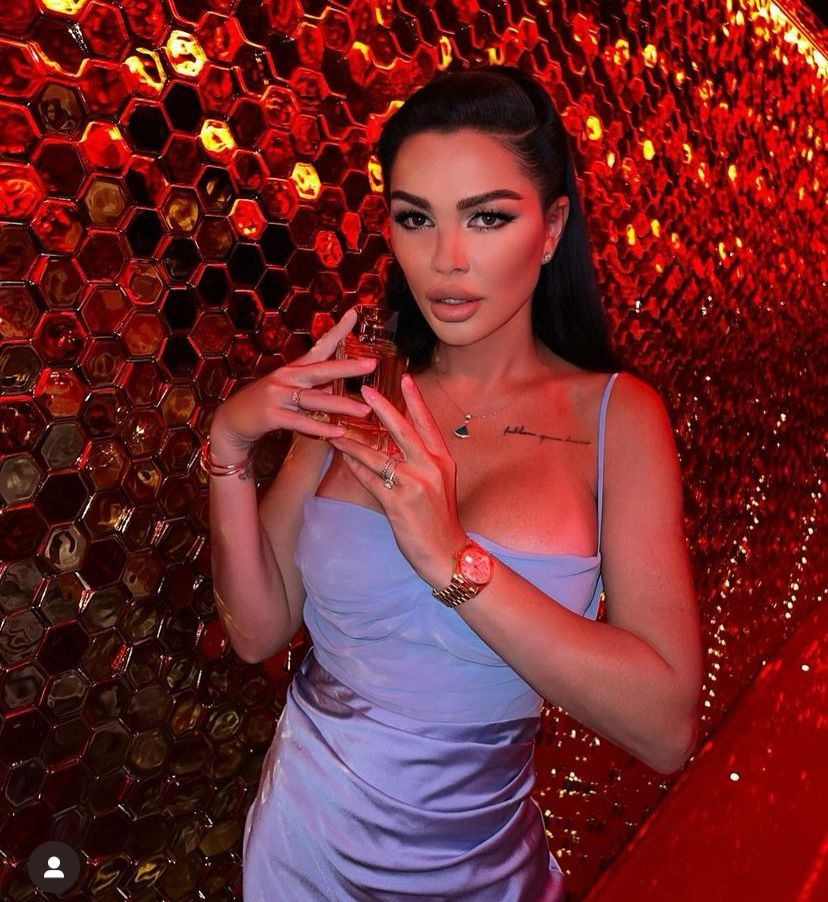 ”M-au amenințat că mă distrug”