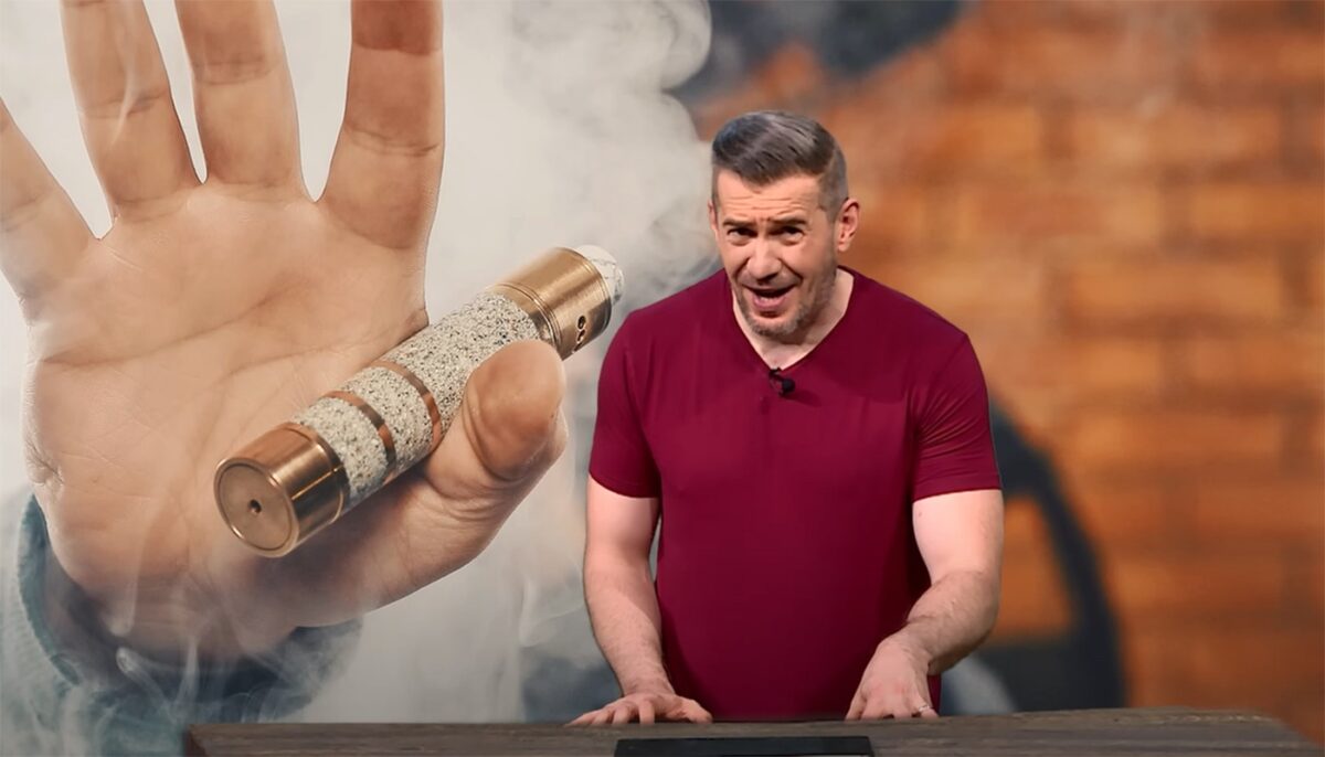 Din ce sunt făcute, de fapt, țigările electronice. Dragoș Pătraru: „Lichide utilizate în industria vopselelor”