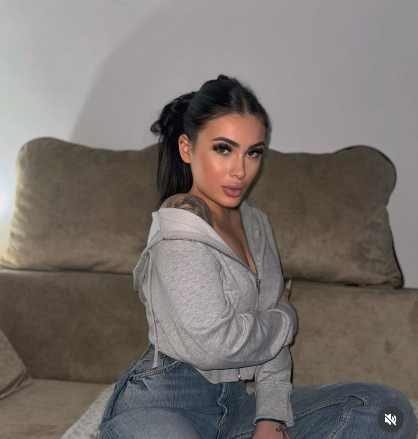 Fosta logodnică a lui Minune Jr. iubește din nou. sursă - social media.