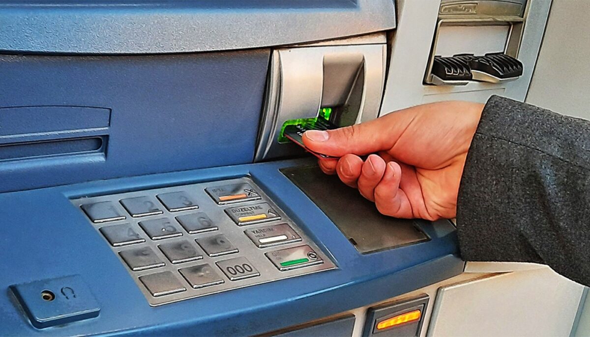 Imagine Stire Bancomatele vor fi eliminate. De când se va produce schimbarea și cum se vor retrage banii | 2review.ro