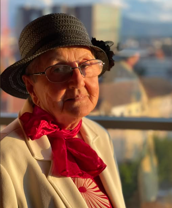 Mama lui Lucian Mîndruță. Sursă foto: Facebook