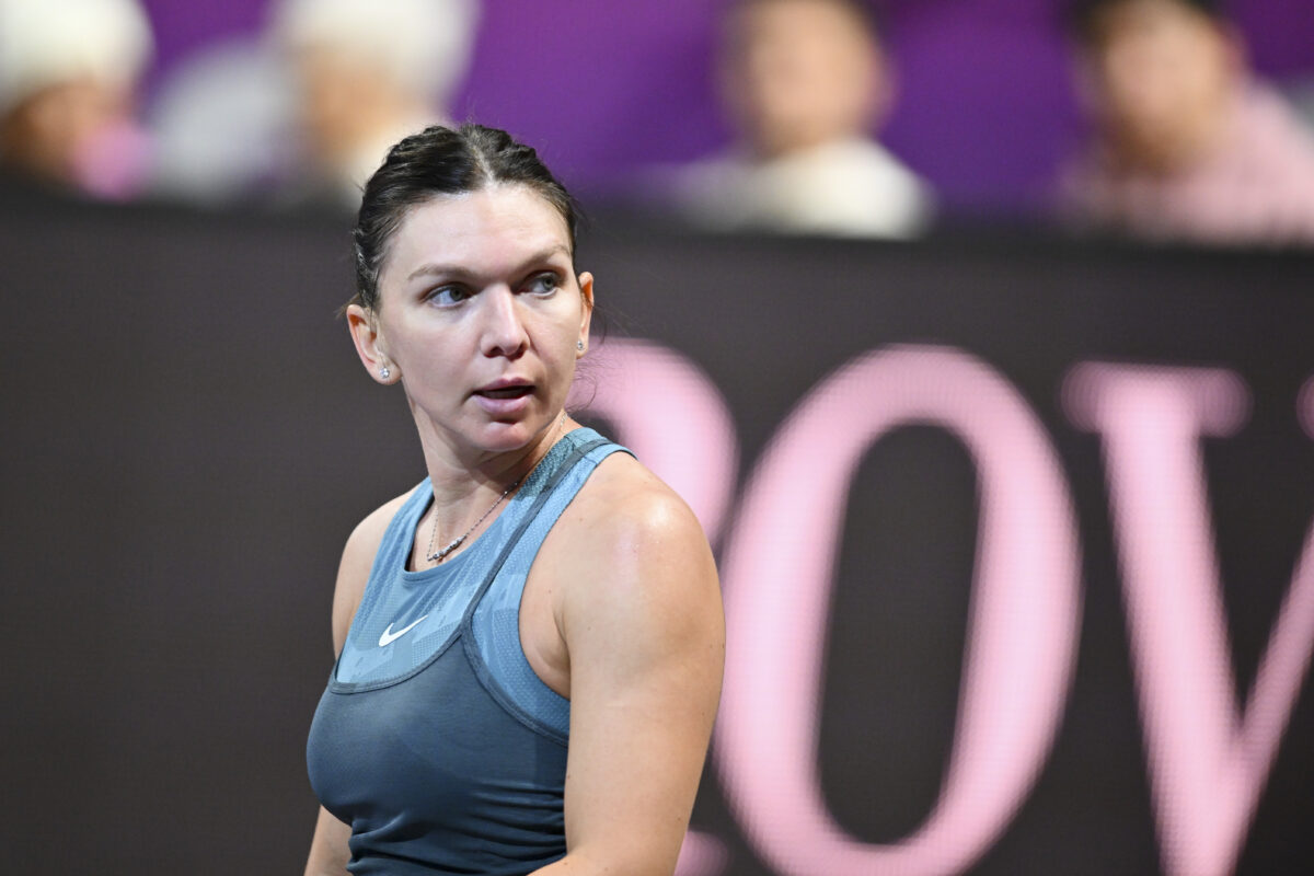 Imagine Stire Nepoata Simonei Halep, Cristina, a scris istorie la Cupa Balcanică de gimnastică ritmică de la Belgrad! Tânăra are doar 15 ani | 2review.ro