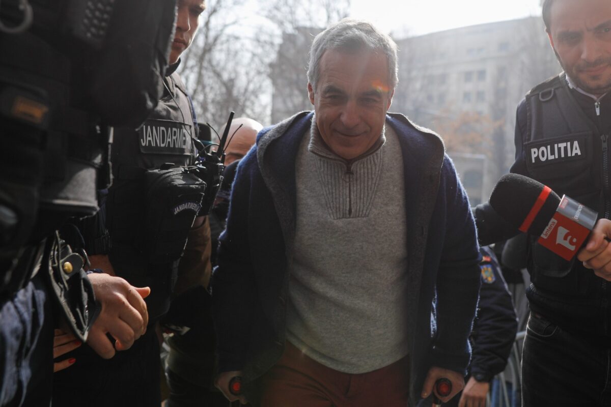 Gigi Becali, reacție neașteptată după ce Călin Georgescu a fost săltat de Poliție și dus la Parchetul General: ”Știam ce probe au!”