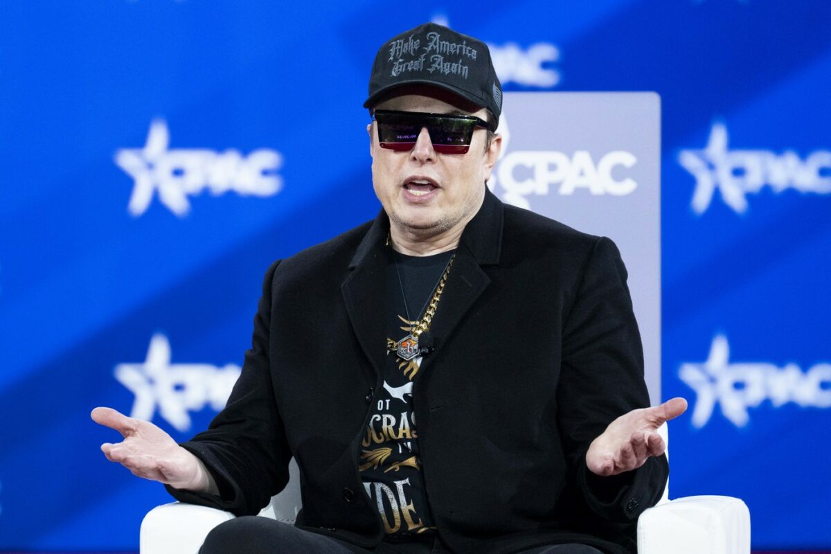 Elon Musk și mama fiului său, din nou la cuțite! Ce acuzații grave își aduc: „Doar paranoicii supraviețuiesc”