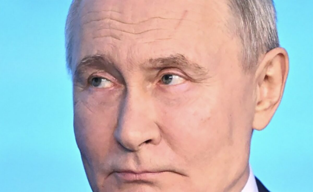 Vladimir Putin, cu o cicatrice misterioasă pe frunte. Imaginile au stârnit noi speculații despre starea sa de sănătate