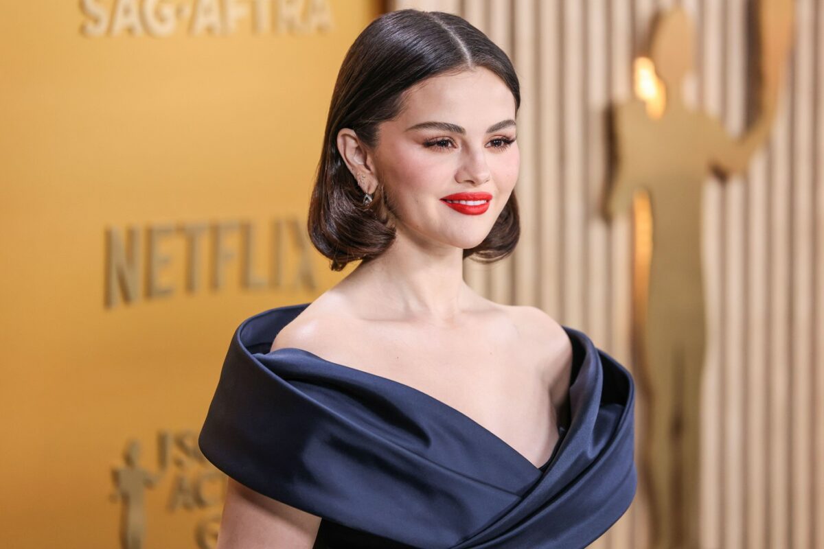 Imagine Stire Selena Gomez este însărcinată? Ținuta purtată de actriță i-a făcut pe fani să facă noi speculații | 2review.ro