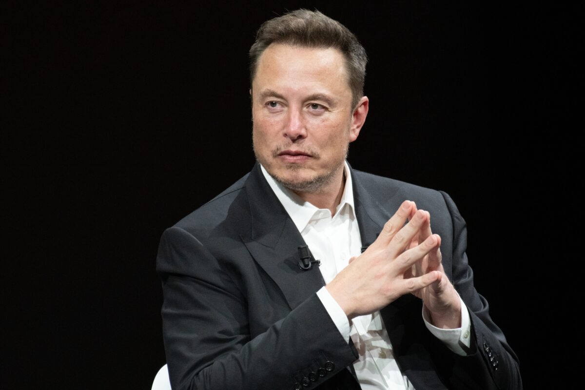 Elon Musk îl critică pe Marian Enache, președintele CCR. „Acest tip este un tiran, nu un judecător”