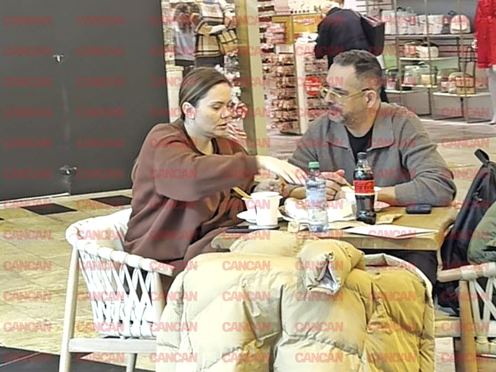 Cristina Șișcanu și Mădălin Ionescu au luat masa la un mall din Capitală