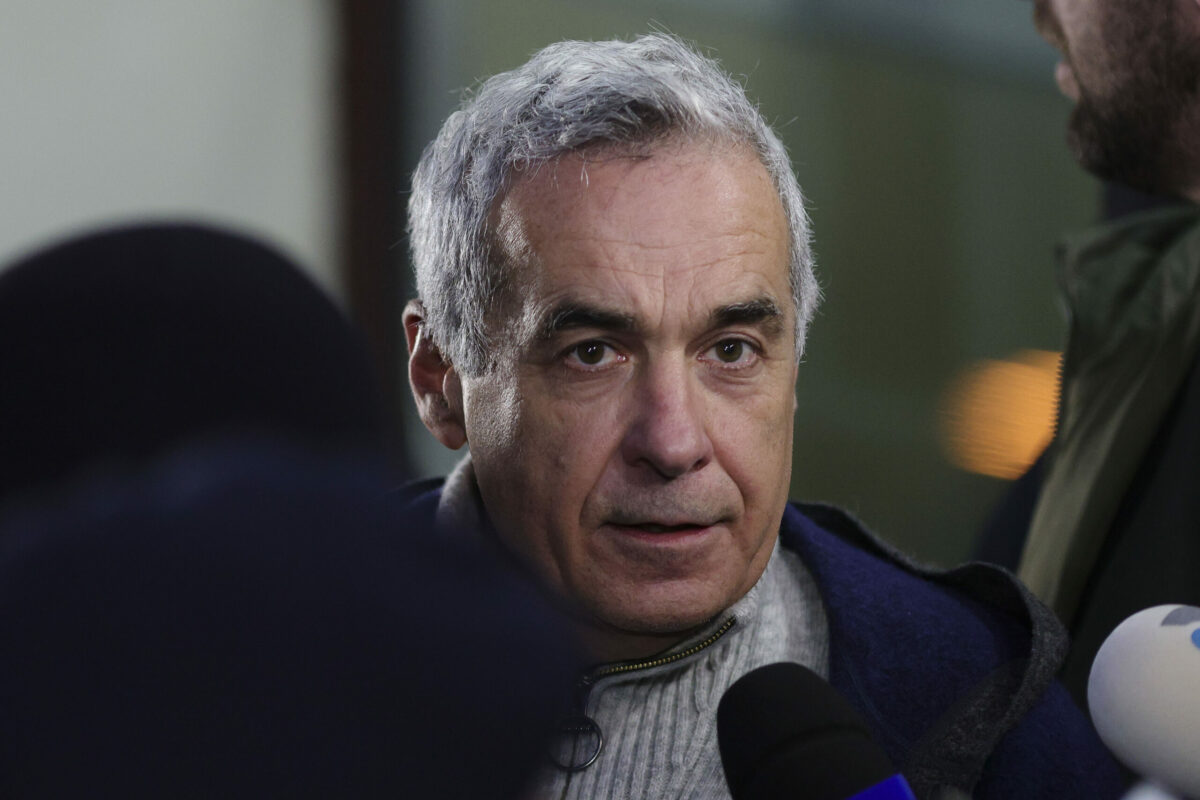 BEC a respins candidatura lui Călin Georgescu! La aflarea veștii, susținătorii lui s-au îmbrâncit cu jandarmii
