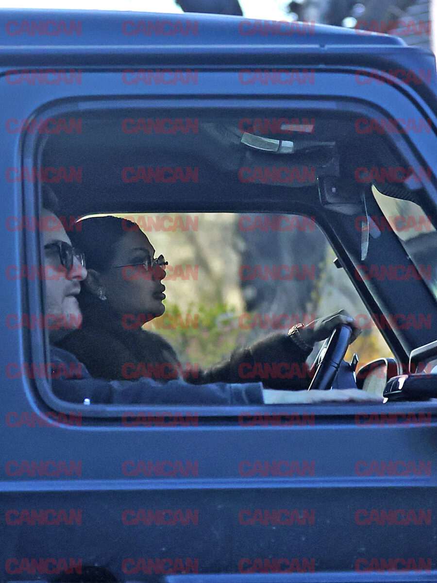 Bruneta s-a urcat la volanul superbului G-Class pe care l-a primit în dar de la soțul ei