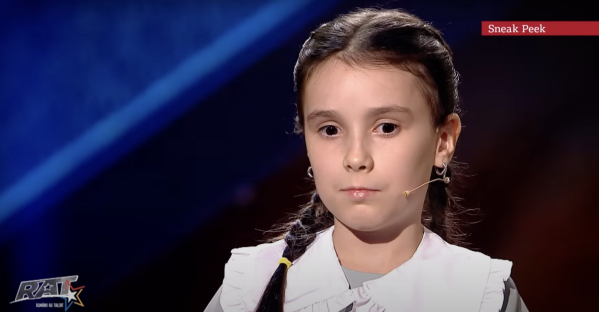 Ce a răspuns Kira Curteanu când Mihai Bobonete a întrebat-o ce culoare au ochii lui Dumnezeu. Jurații de la Românii au talent au rămas MASCĂ!