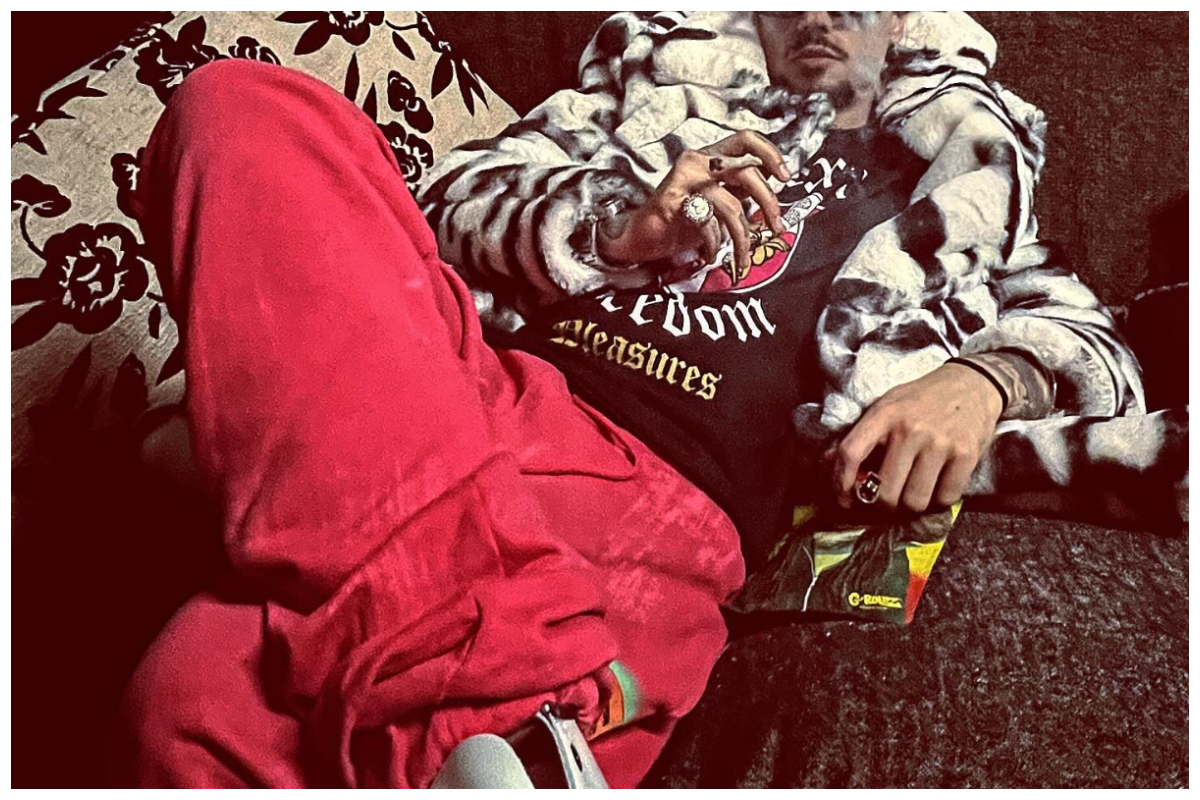 Alertă în showbizul românesc! Cunoscutul rapper a fost prins cu substanțe interzise. Modul ireal prin care s-a dat de gol