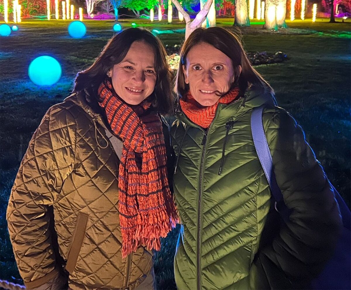 Claudia Presăcan alături de Corina Ungureanu. Sursă: Facebook