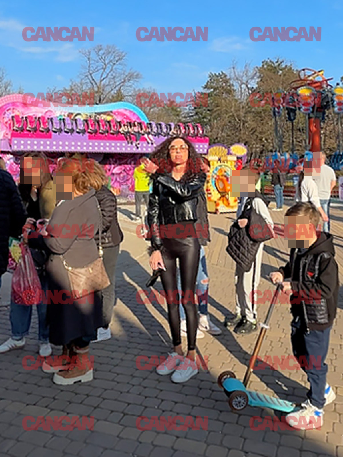 Alice Constantinică a ieșit în parc mulată toată