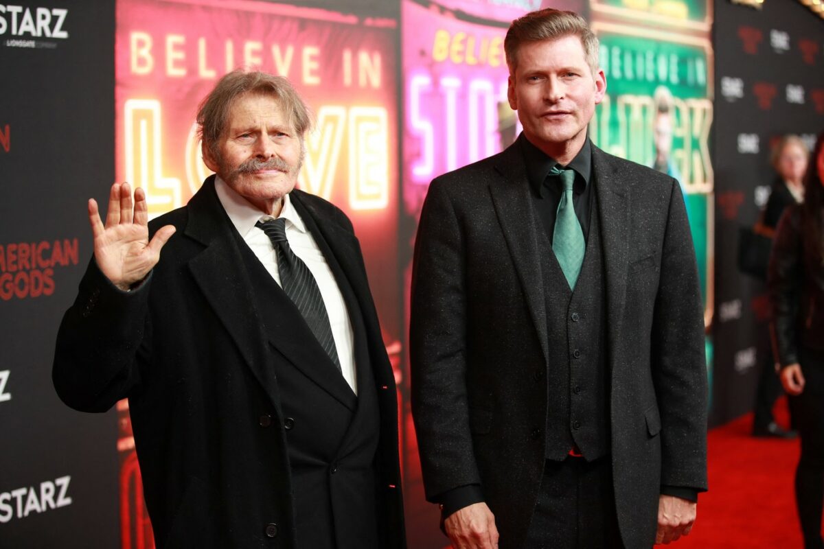 Doliu la Hollywood! Un celebru actor din seria „James Bond” a încetat din viață