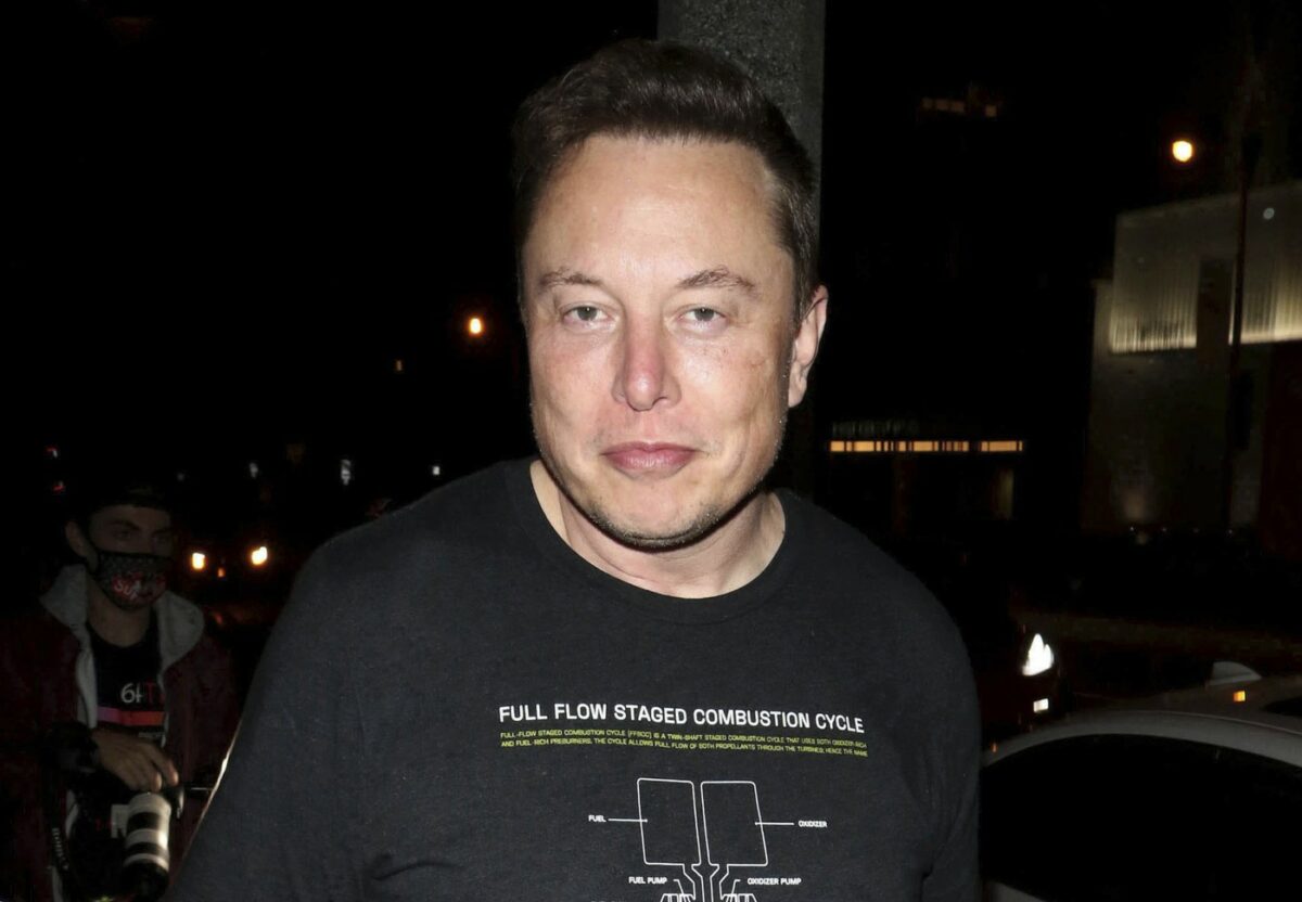 Elon Musk șochează din nou: tată pentru a 14-a oară! Ce înseamnă numele bizar ales pentru băiețel