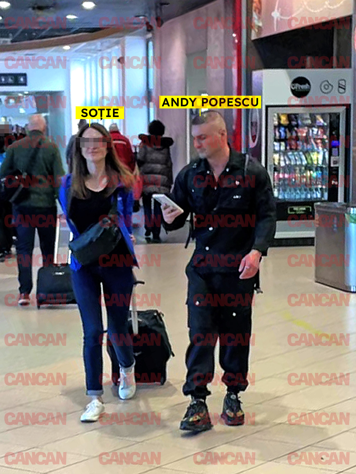 Andy Popescu și soția au plecat împreună în vacanță.