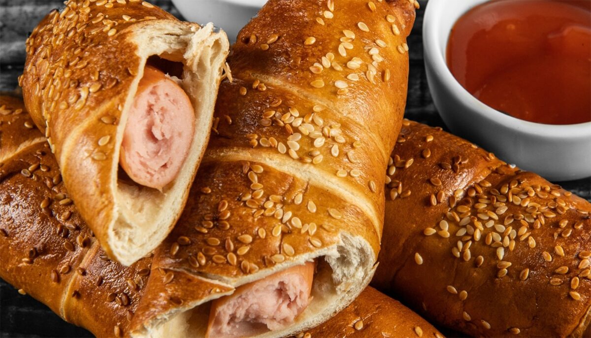 Îngrașă sau nu? Câte calorii are un covridog din simigeriile Petru din România?