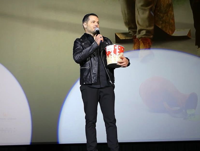 Liviu Vârciu, la un pas să-și piardă ochiul. sursă - social media