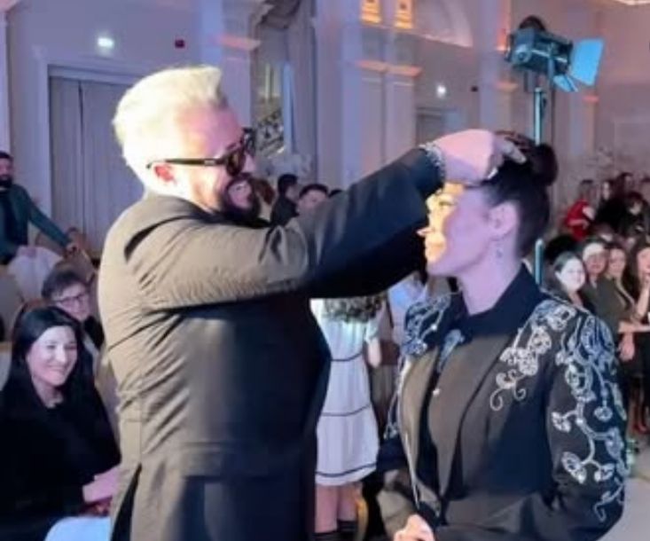 Cătălin Botezatu a încoronat-o pe Celia. sursă - social media.