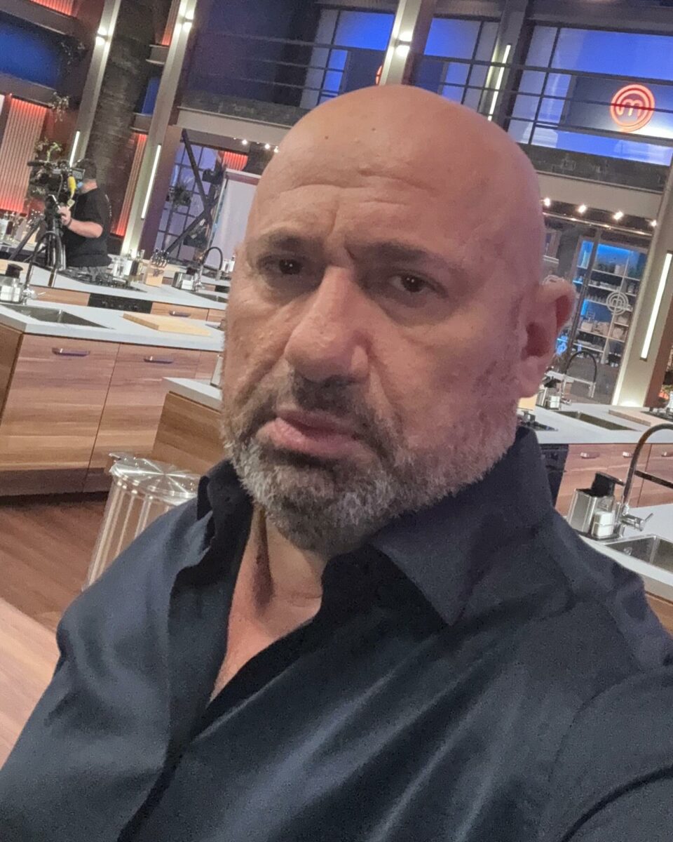 Ilie Tudose continuă seria atacurilor la adresa lui Scărlătescu. Ce ar fi făcut juratul de la Masterchef după ce a devenit celebru
