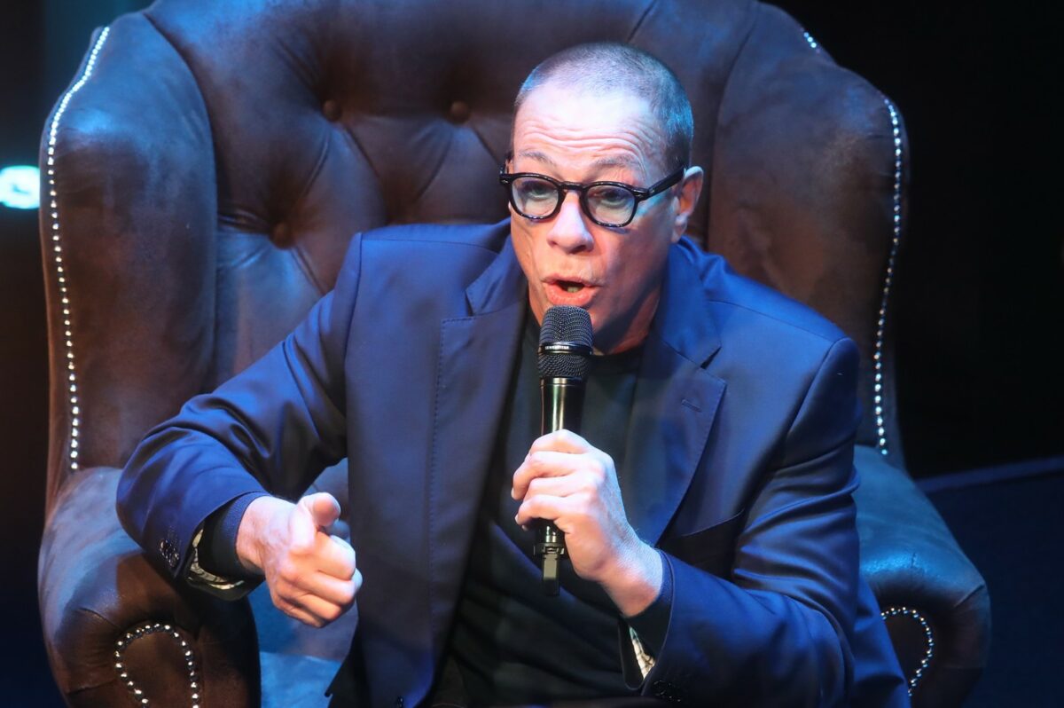 Van Damme, prins într-un film de groază real! Și-a înșelat soțiile, a cheltuit averi pe droguri, iar acum e implicat în cel mai mare scandal din România!