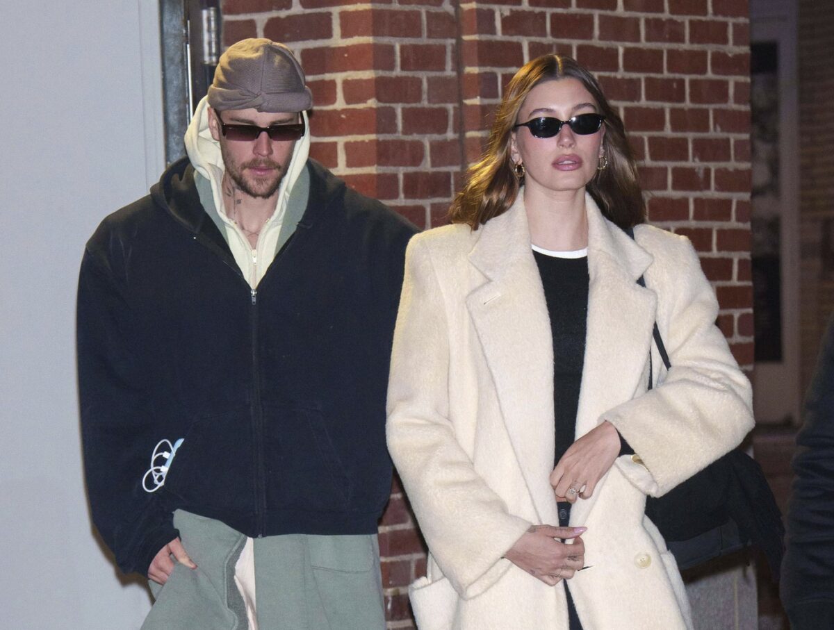 Imagine Stire Cum l-a încurajat Hailey Bieber pe Justin, după valul de critici pe care l-a primit soțul ei. Mesajul e unul emoționant | 2review.ro