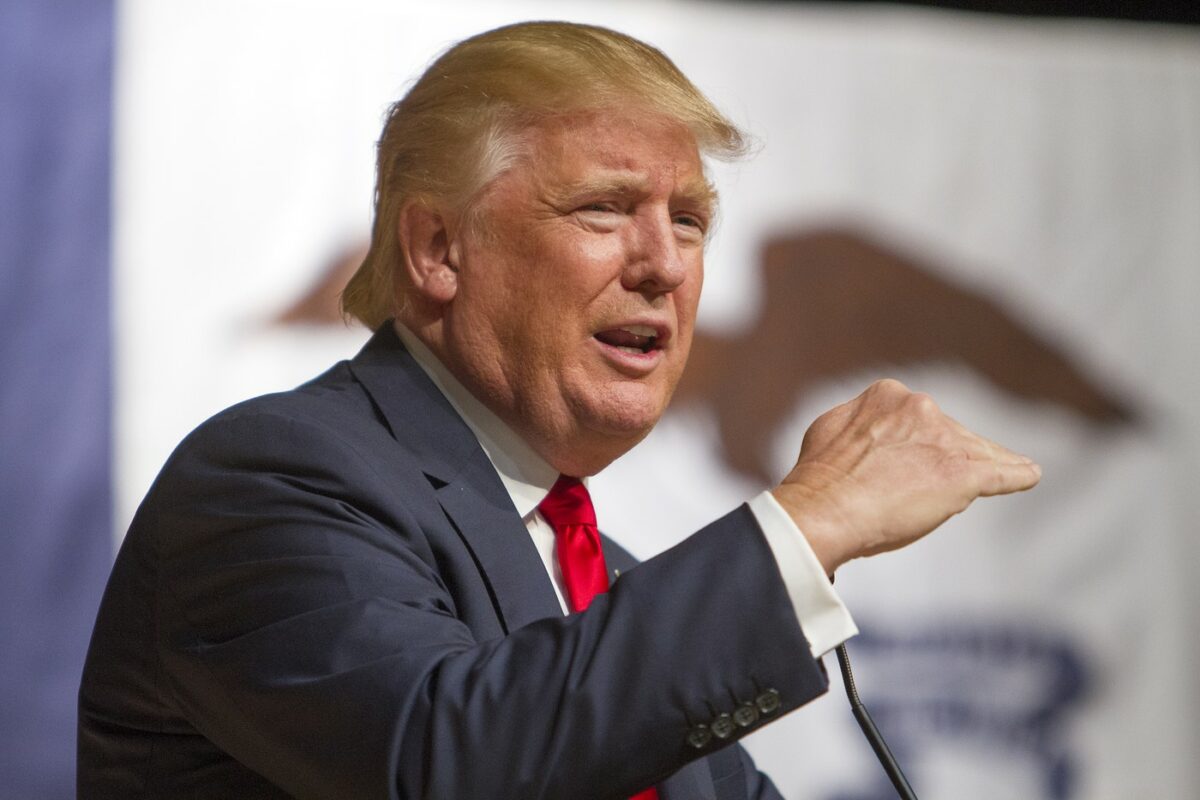 Averea lui Donald Trump a scăzut enorm din cauza taxelor vamale! Câte milioane de dolari a pierdut