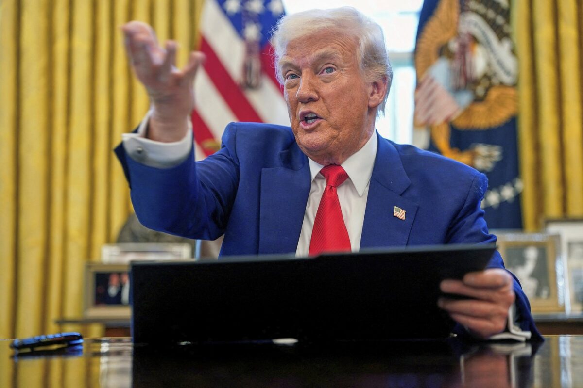 Imagine Stire Ce s-a întâmplat cu bursele asiatice după amânarea tarifelor lui Donald Trump cu 90 de zile | 2review.ro