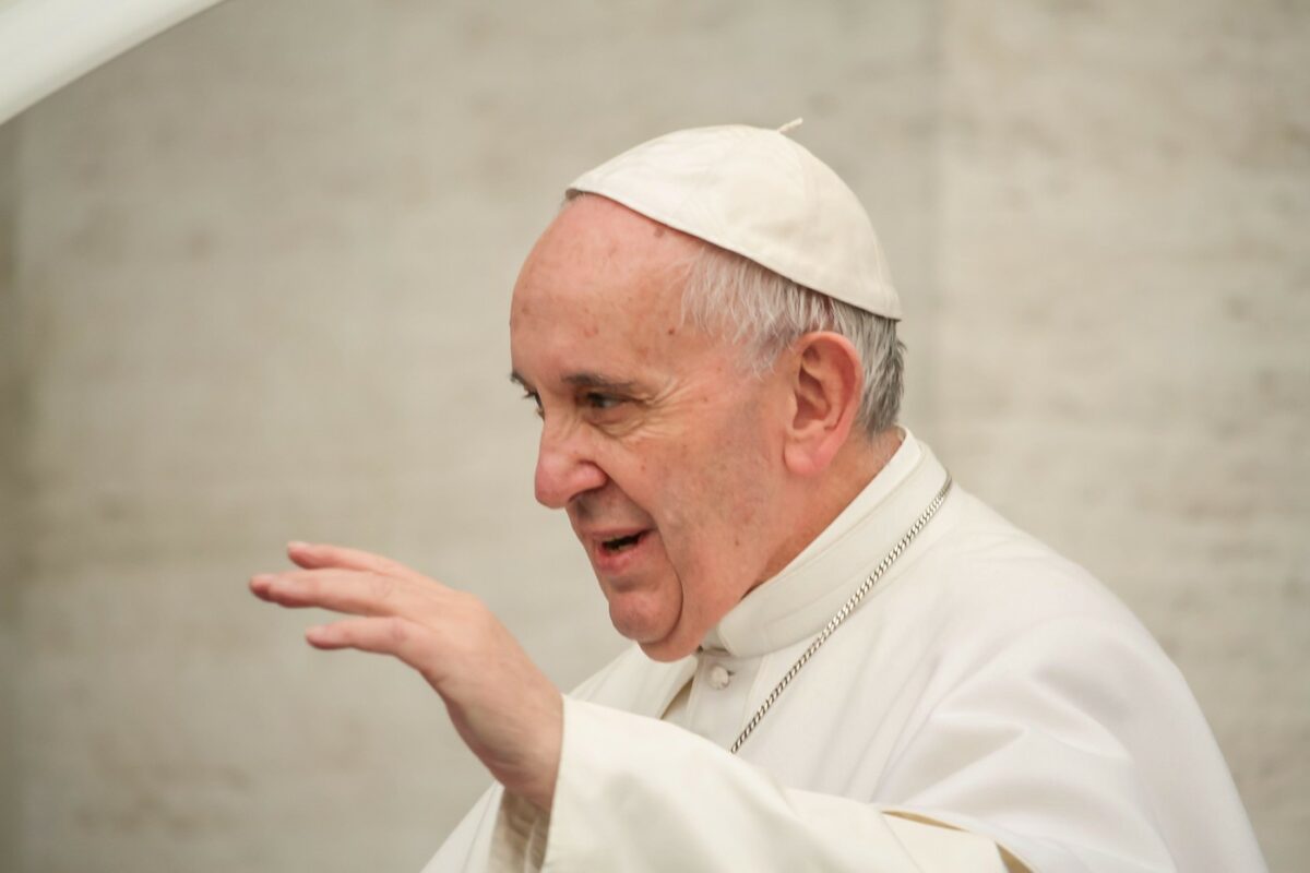 Cum au decurs ultimele clipe din viața lui Papa Francisc. Medicul care l-a vegheat a făcut mărturisiri emoționante