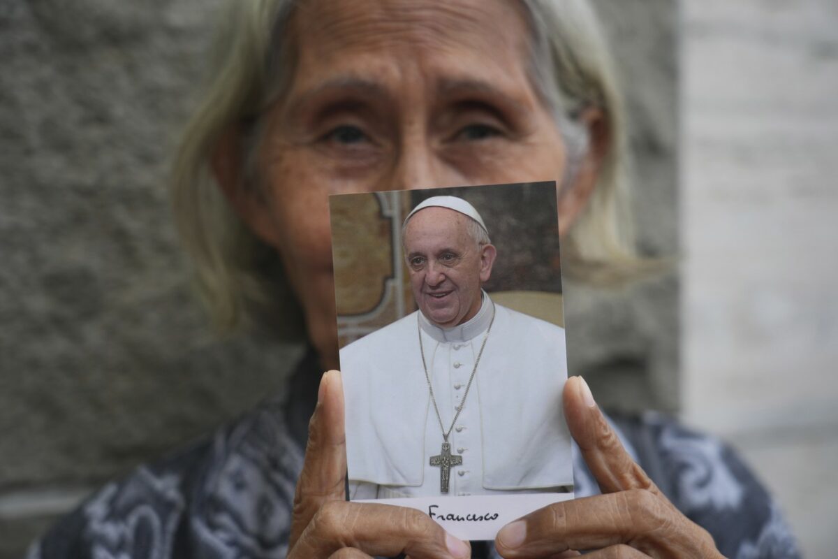 Ea este Amalia, femeia care a refuzat căsătoria cu Papa Francisc. A schimbat fără să vrea cursul Bisericii Catolice