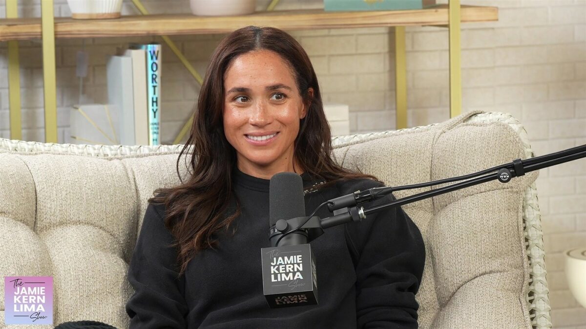 Meghan Markle se simte într-o nouă “lună de miere”. De ce, la începutul relației, ea și Prințul Harry erau „sub asediu”