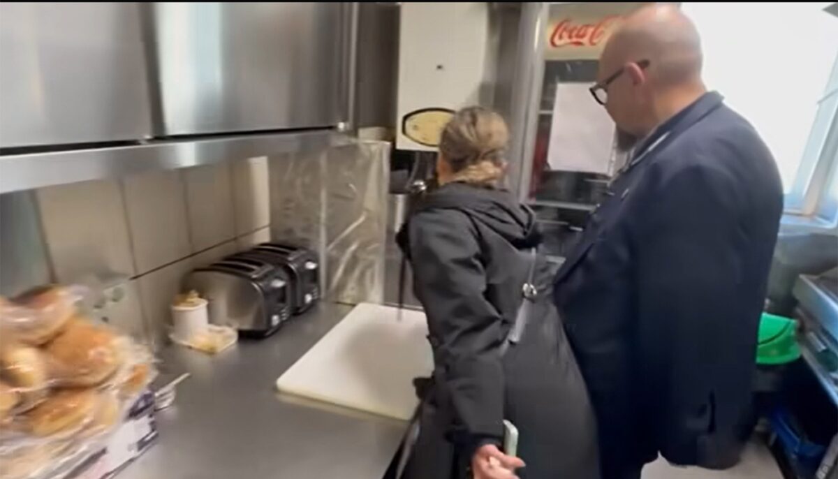 Ireal ce a găsit Piedone într-un faimos bar din Constanța. Când a văzut asta, șeful ANCP a închis localul