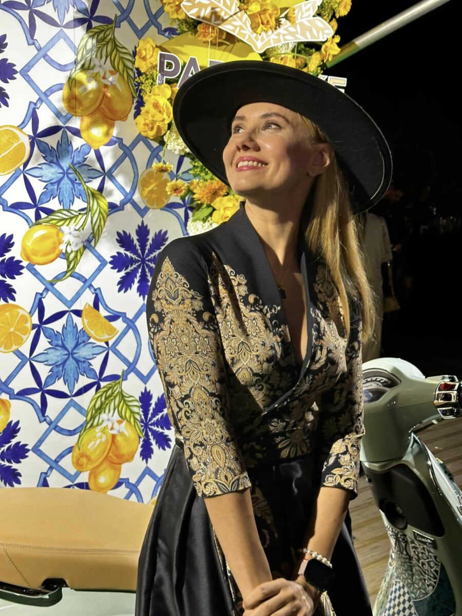 Oana Ioniță este o femeie puternică și o mamă devotată