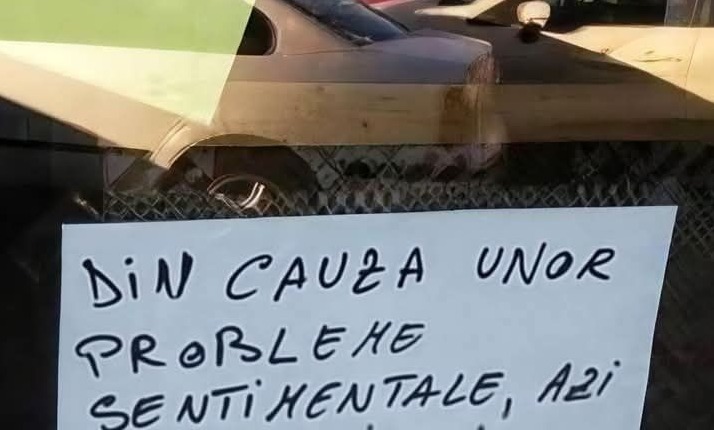 Mesajul VIRAL lipit pe ușa unui magazin din București: ”Din cauza unor probleme sentimentale, azi…”