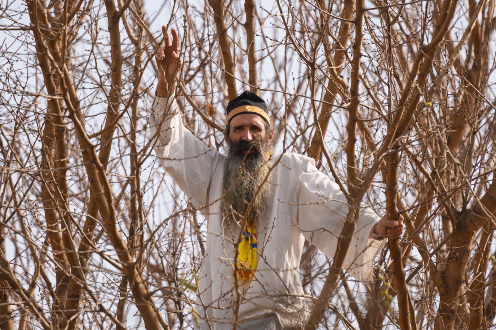 Stegarul Dac și-a tăiat brățara de supraveghere. sursă - mediafax