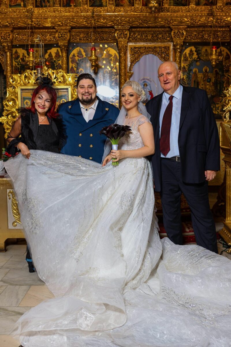 Soprana Mădălina Stephanie, alături de tenorul Alin Stoica și nașii Ovidiu Tender și Nicole Tender
