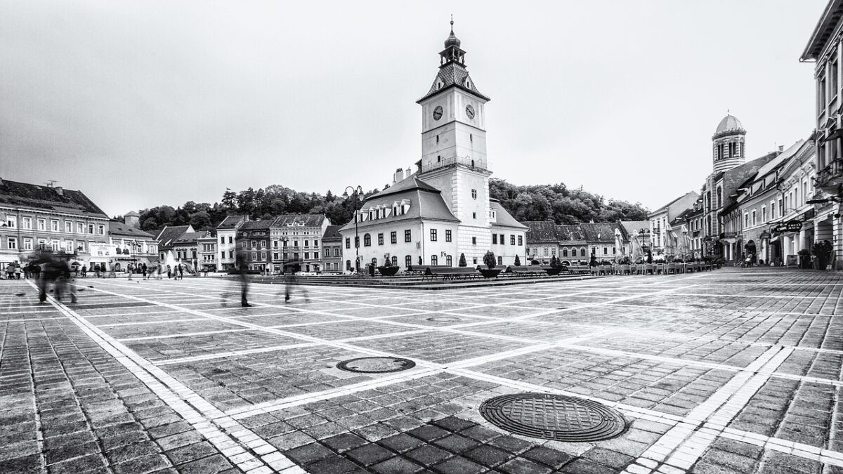 Cel mai frumos oraș din România a fost ales de localnici și de turiști. Ghicești care e?