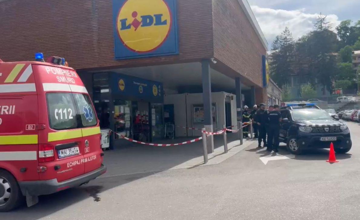ALERTĂ de intoxicare într-un supermarket Lidl din Brașov. 35 de pesoane au fost evacuate de urgență!