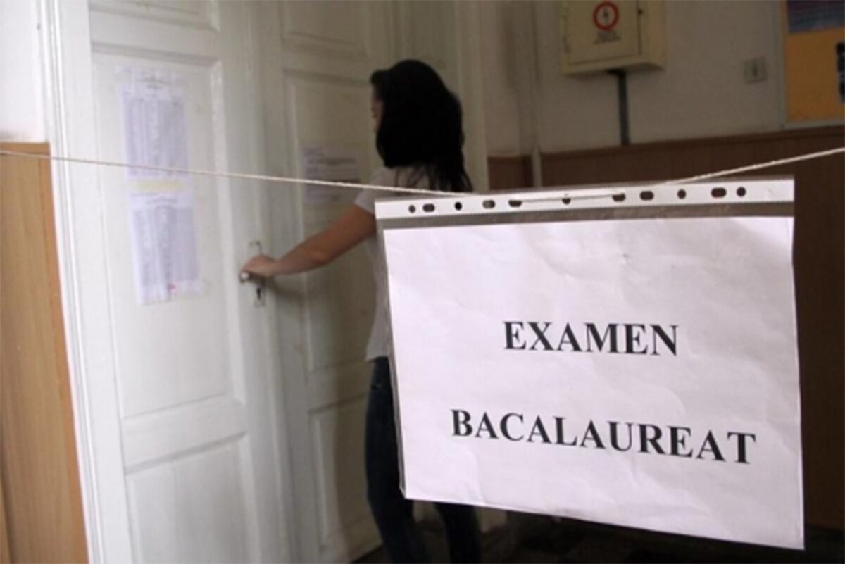 Ce trebuie să aibă elevii în sala de examen la Bacalaureat. Lista completă cu obiectele permise și interzise
