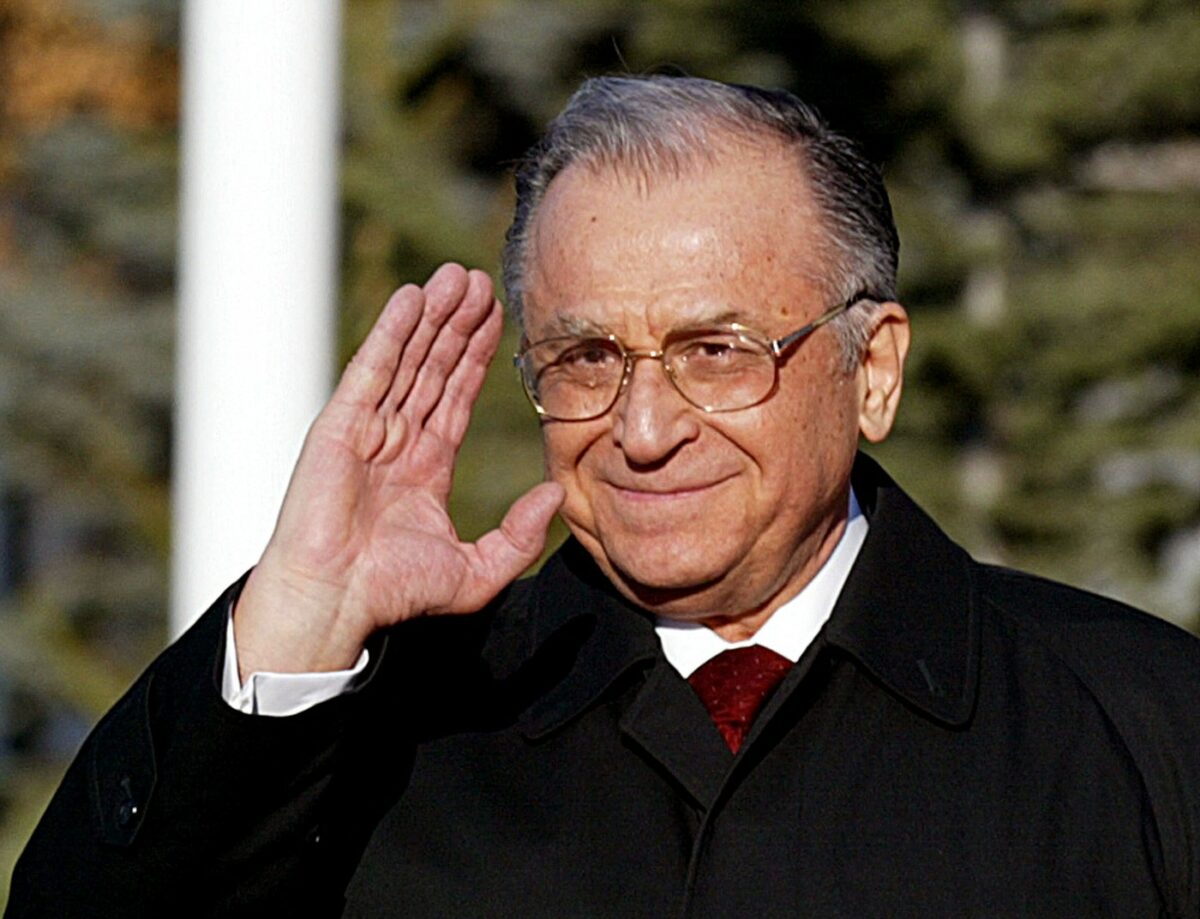 Ultimul anunț din spital despre Ion Iliescu. Ce spun medicii despre fostul președinte