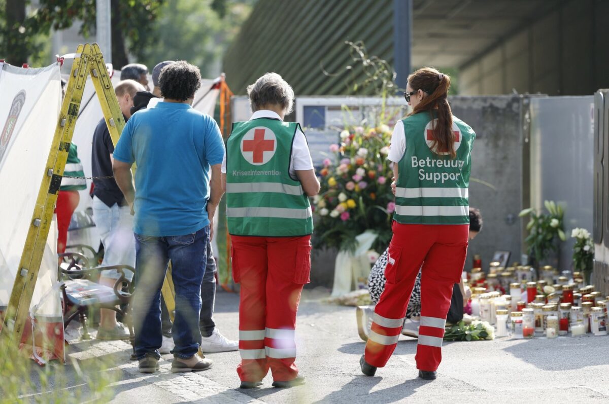 Doi români, răniți în atacul sângeros de la o școală din Austria. 11 persoane și-au pierdut viața