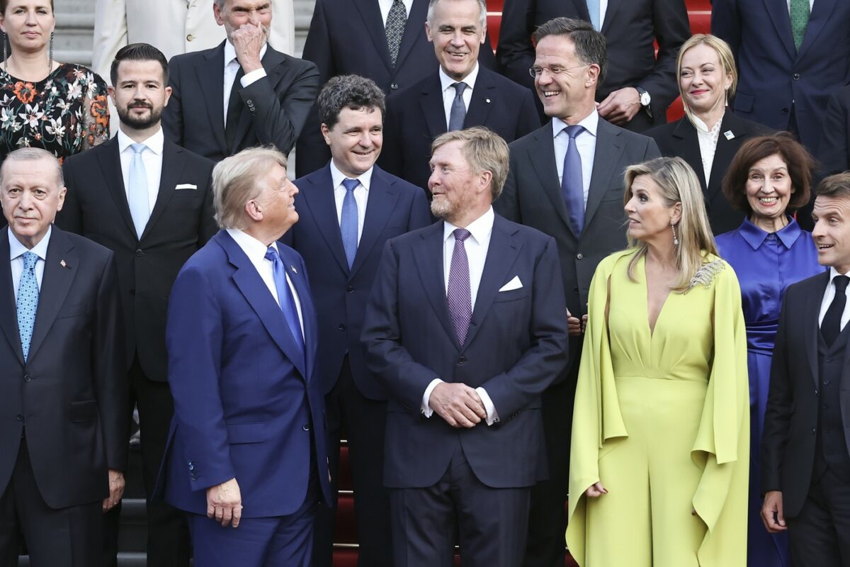 Președintele României, lângă Donald Trump și regele Olandei la summitul NATO de la Haga. Anunțul surpriză al președintelui SUA