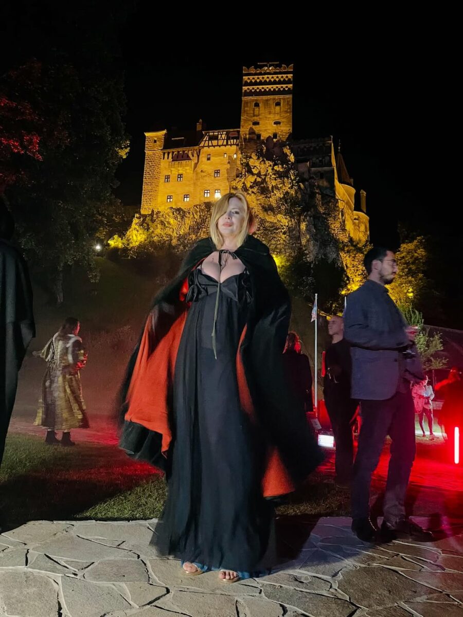 Kitty Cepraga nu a renunțat la actorie