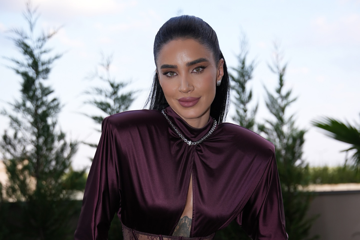 Reacția NEAȘTEPTATĂ a Adelinei Pestrițu după ce a aflat că este imaginea unei clinici de înfrumusețare din Vaslui: ”Vă trec pe caiet”