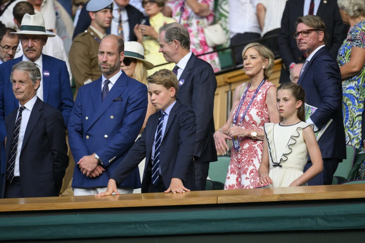 Imagine Stire Prințesa Charlotte a încălcat protocolul regal la Wimbledon 2025. Cum a fost surprinsă fiica lui Kate Middleton cu Prințul William | 2review.ro